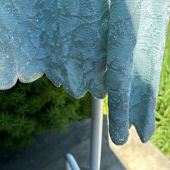 Stunning St John 2-piece with shimmering jewelled accents - Picture 11 of 11